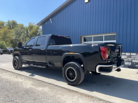 More photos of 2022 GMC Sierra 3500HD Pro at Chillicothe Truck, OH