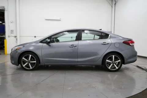 More photos of 2017 Kia Forte EX at Chillicothe Truck, OH