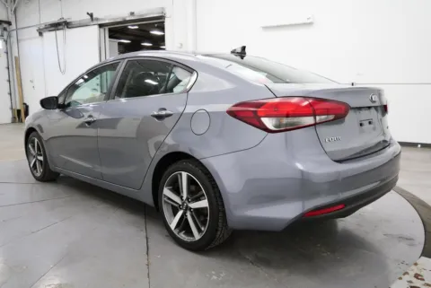 More photos of 2017 Kia Forte EX at Chillicothe Truck, OH