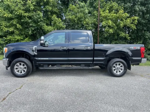 More photos of 2018 Ford F-250SD Lariat at Chillicothe Truck, OH