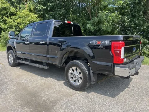 More photos of 2018 Ford F-250SD Lariat at Chillicothe Truck, OH