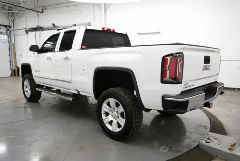 More photos of 2016 GMC Sierra 1500 SLT at Chillicothe Truck, OH