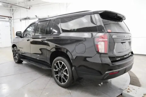 More photos of 2022 Chevrolet Suburban RST at Chillicothe Truck, OH