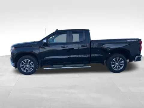 More photos of 2021 Chevrolet Silverado 1500 LT at Gregg Young Buick GMC Indianola, IA