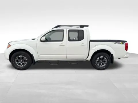More photos of 2015 Nissan Frontier PRO-4X at Gregg Young Buick GMC Indianola, IA