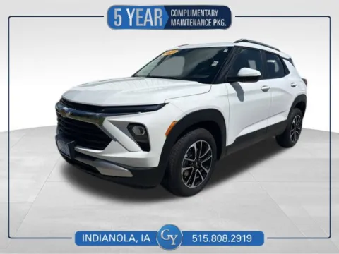 White 2025 Chevrolet TrailBlazer LT for sale in Indianola, IA