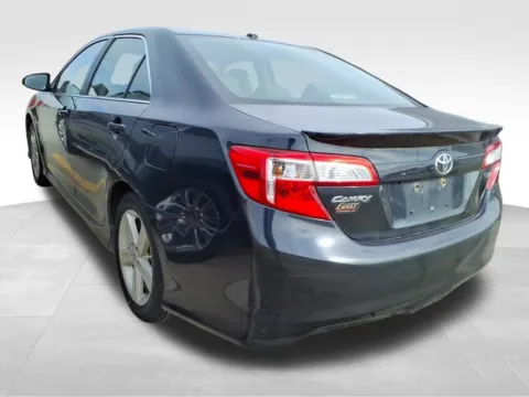 More photos of 2014 Toyota Camry SE at Gregg Young Chevrolet GMC of Columbus, NE