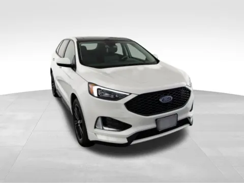 Photos of 2024 Ford Edge ST Line for sale in Columbus, NE at Gregg Young Chevrolet GMC of Columbus