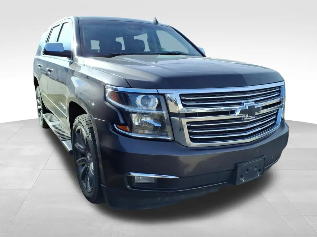 2018 Chevrolet Tahoe Premier photo 3