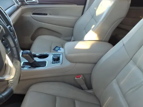 Another view of 2016 Jeep Grand Cherokee Limited for sale in Columbus, NE at Gregg Young Chevrolet GMC of Columbus