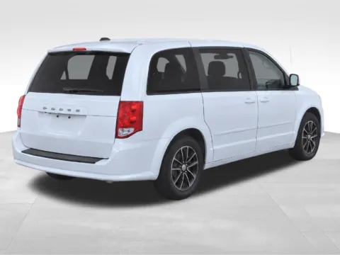 More photos of 2016 Dodge Grand Caravan SXT at Gregg Young Chevrolet GMC of Columbus, NE