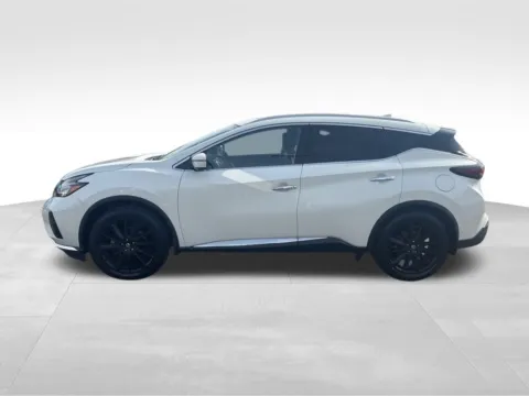 Photos of 2020 Nissan Murano Platinum for sale in Norwalk, IA at Gregg Young Chevrolet of Norwalk