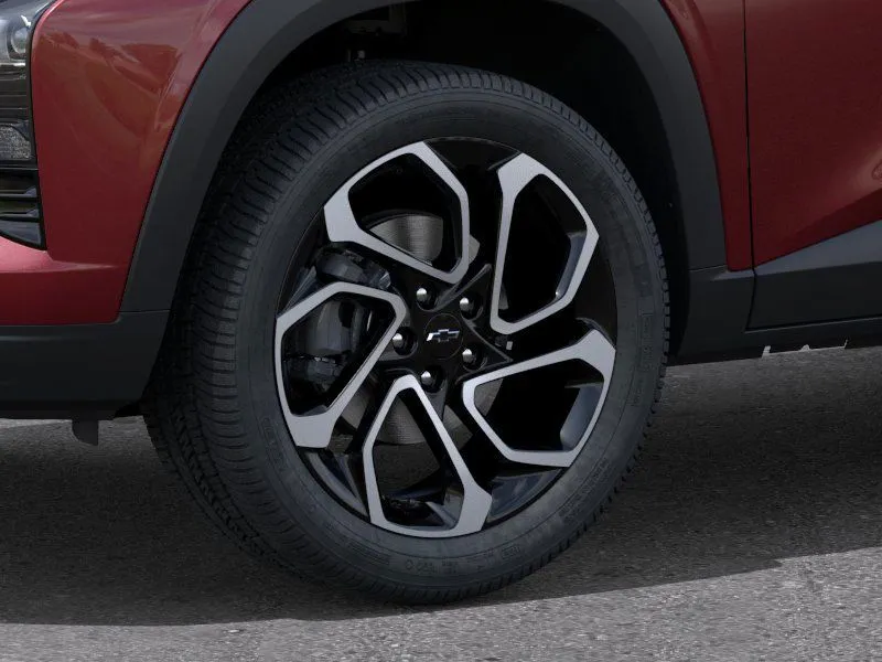 2025 Chevrolet Trax photo 2