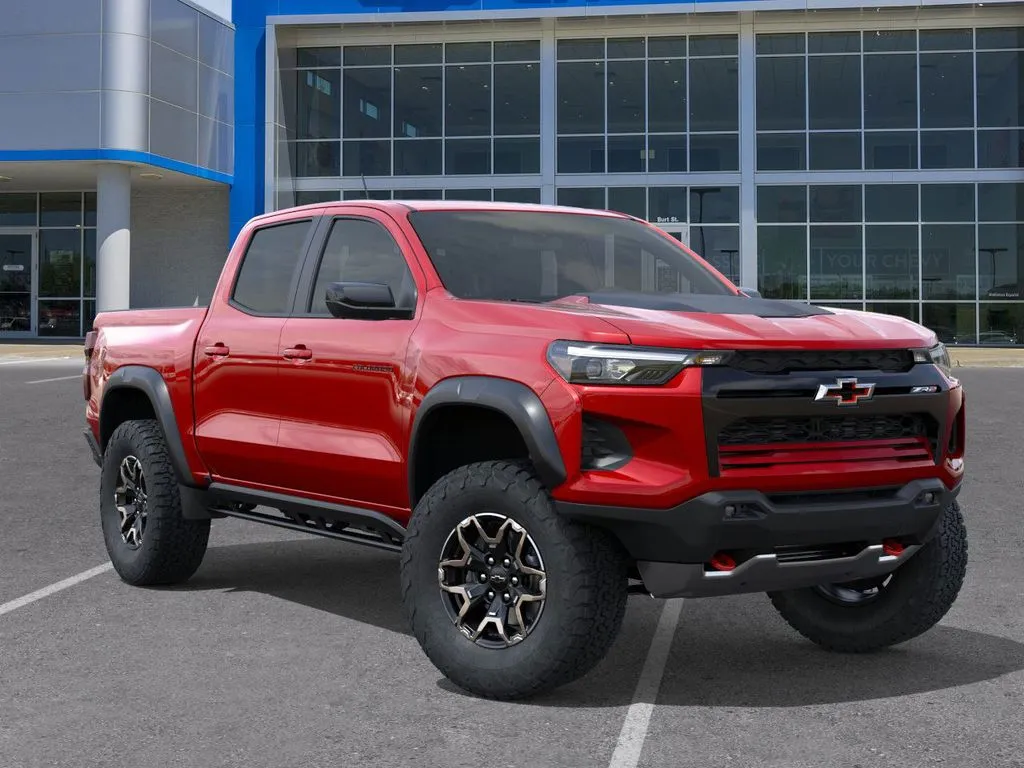2026 Chevrolet Colorado ZR2 photo 3