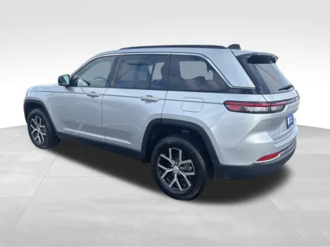 More photos of 2024 Jeep Grand Cherokee Limited at Gregg Young Chevrolet of Norwalk, IA