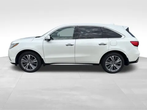 Photos of 2018 Acura MDX 3.5L for sale in Norwalk, IA at Gregg Young Chevrolet of Norwalk
