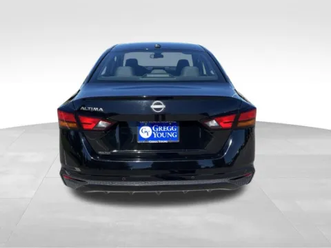 More photos of 2025 Nissan Altima 2.5 SV at Gregg Young Chevrolet of Norwalk, IA