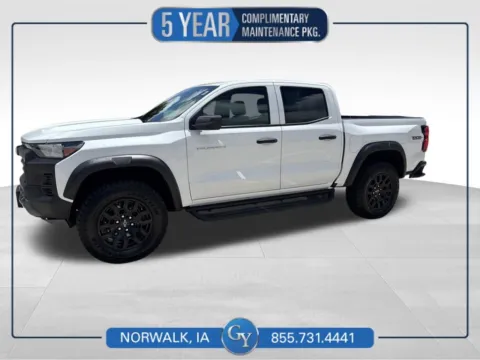 White 2025 Chevrolet Colorado Trail Boss for sale in Norwalk, IA