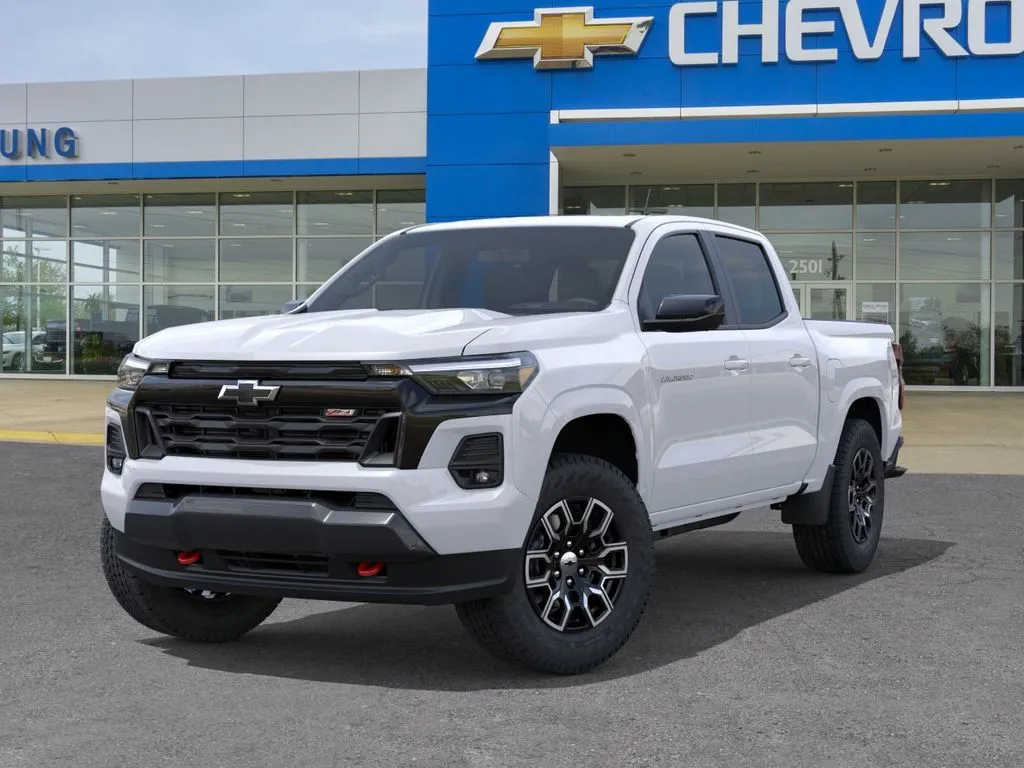 2026 Chevrolet Colorado Z71 - Photo 7