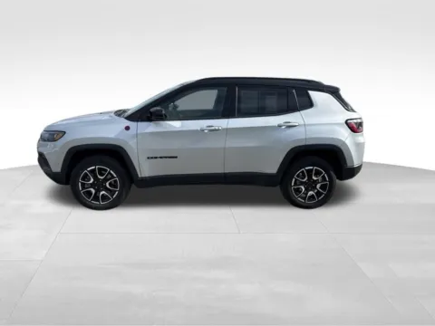 Another view of 2025 Jeep Compass Trailhawk for sale in Norwalk, IA at Gregg Young Chevrolet of Norwalk