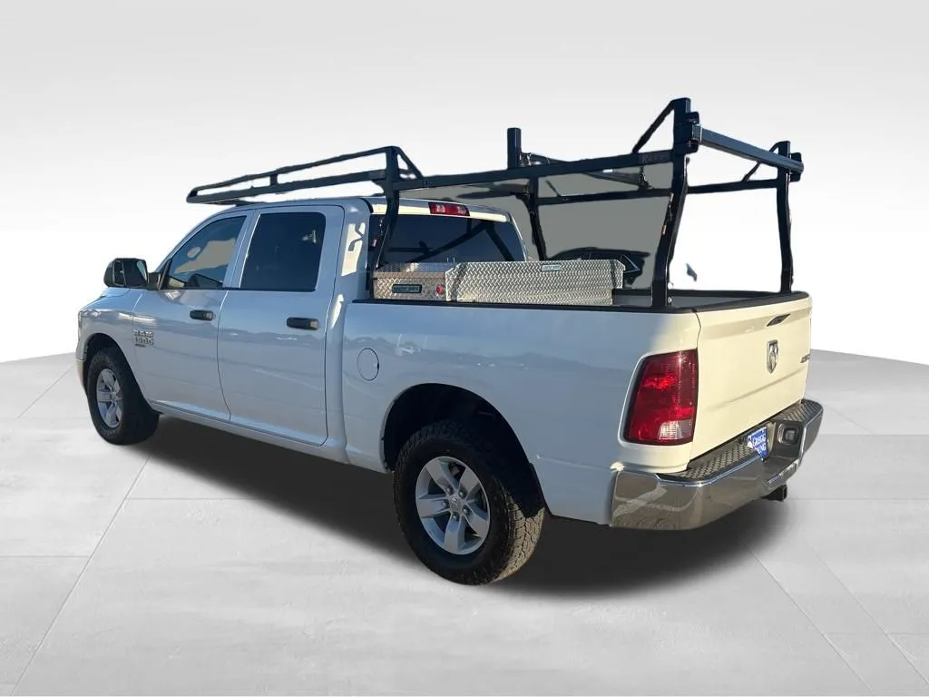 2023 Ram 1500 Classic Tradesman photo 2