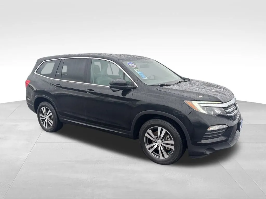 2017 Honda Pilot EX-L photo 3