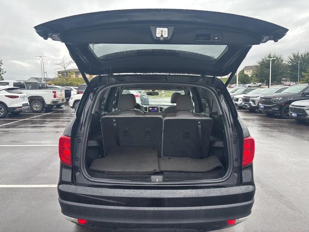 2017 Honda Pilot EX-L photo 4