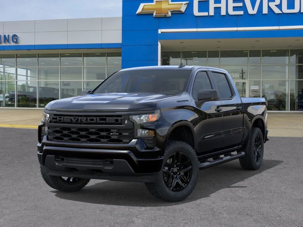 2026 Chevrolet Silverado 1500 Custom photo 2