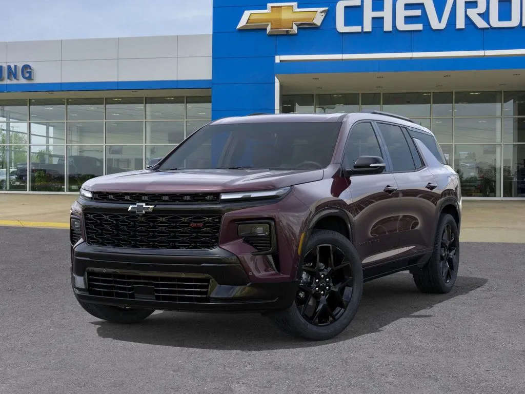 2026 Chevrolet Traverse RS photo 2
