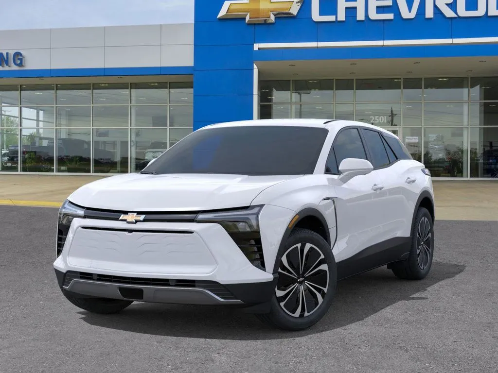 2026 Chevrolet Blazer EV photo 3