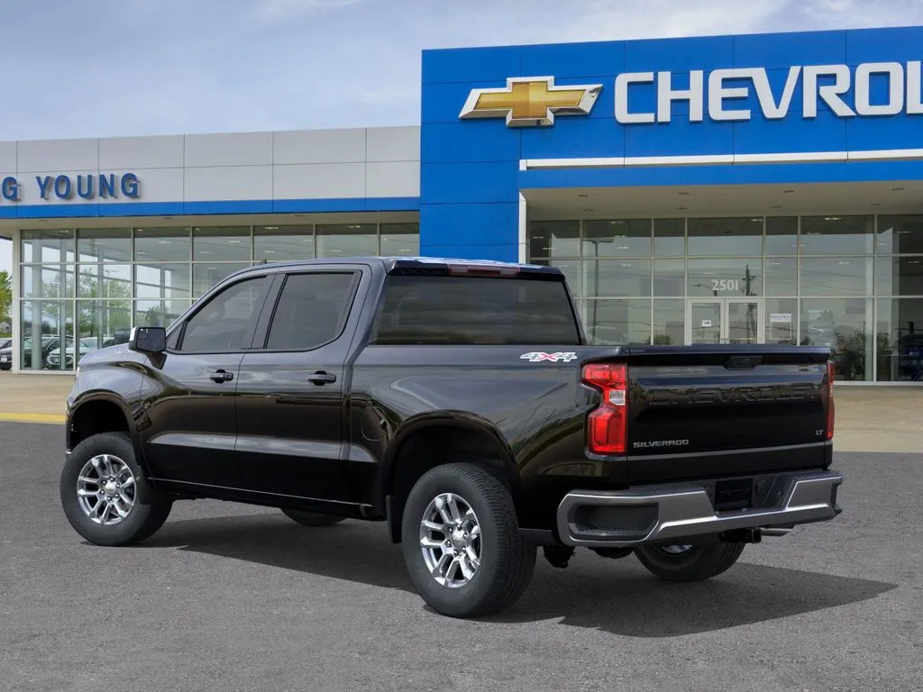 2026 Chevrolet Silverado 1500 LT photo 2