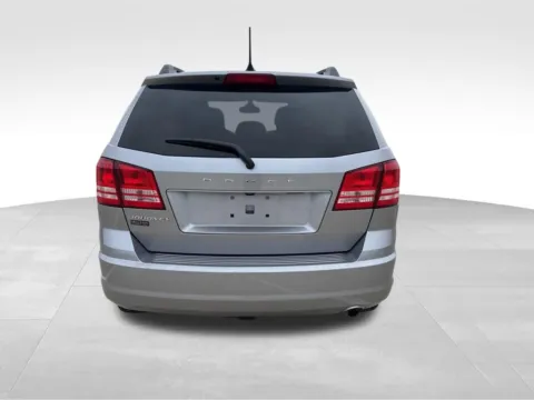 More photos of 2018 Dodge Journey SE at Gregg Young Chevrolet of Norwalk, IA