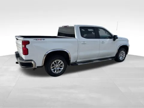 More photos of 2023 Chevrolet Silverado 1500 LT at Gregg Young Chevrolet of Norwalk, IA
