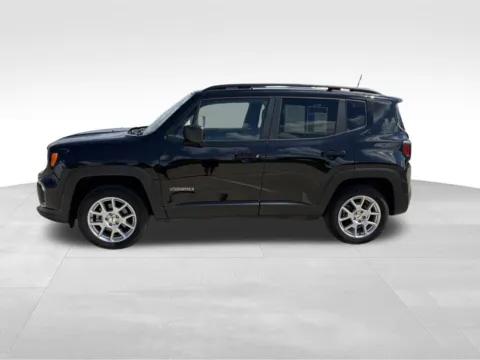 Another view of 2022 Jeep Renegade Latitude for sale in Norwalk, IA at Gregg Young Chevrolet of Norwalk
