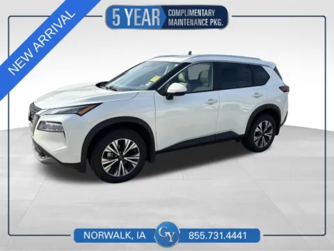 White 2023 Nissan Rogue SV for sale in Norwalk, IA