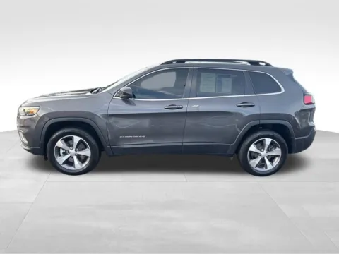 Another view of 2022 Jeep Cherokee Limited for sale in Norwalk, IA at Gregg Young Chevrolet of Norwalk