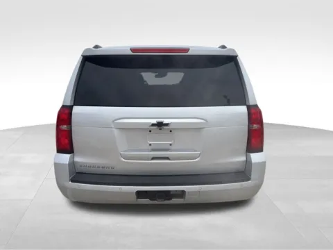 More photos of 2018 Chevrolet Suburban LT at Gregg Young Chevrolet of Norwalk, IA