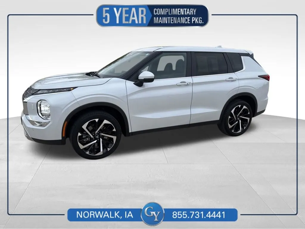 Silver 2024 Mitsubishi Outlander SE for sale in Norwalk, IA