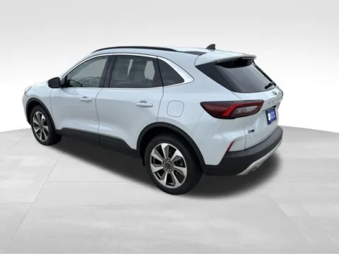 More photos of 2025 Ford Escape Platinum at Gregg Young Chevrolet of Norwalk, IA