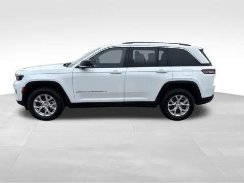 Another view of 2024 Jeep Grand Cherokee Limited for sale in Norwalk, IA at Gregg Young Chevrolet of Norwalk