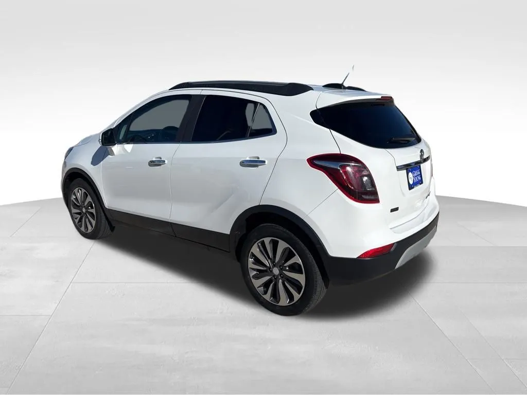 2019 Buick Encore Essence photo 2