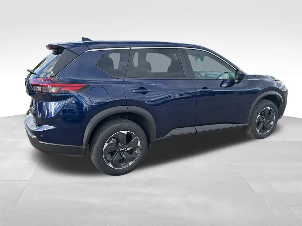 2024 Nissan Rogue SV photo 3