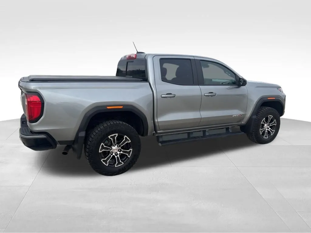 2024 Gmc Canyon AT4 photo 3