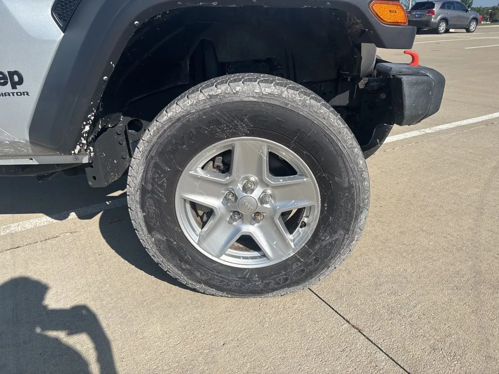 2023 Jeep Gladiator Sport S photo 4