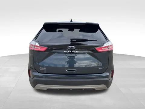 More photos of 2022 Ford Edge SEL at Gregg Young Chevrolet of Norwalk, IA