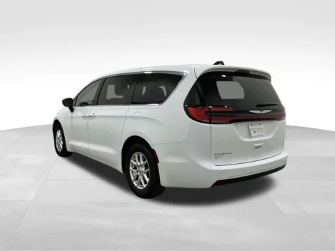 Another view of 2025 Chrysler Pacifica Select for sale in Norwalk, IA at Gregg Young Chevrolet of Norwalk