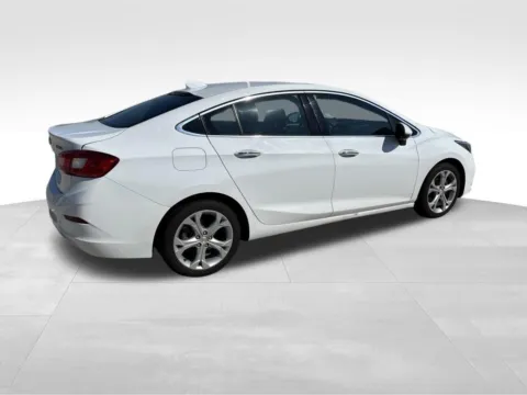 More photos of 2018 Chevrolet Cruze Premier at Gregg Young Chevrolet of Norwalk, IA