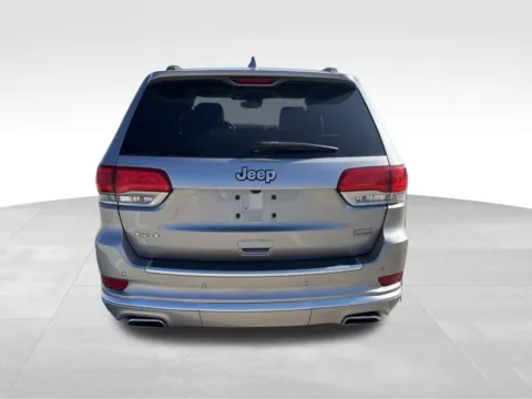 More photos of 2021 Jeep Grand Cherokee Summit at Gregg Young Chevrolet of Norwalk, IA