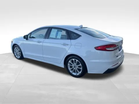 More photos of 2019 Ford Fusion SE at Gregg Young Chevrolet of Norwalk, IA