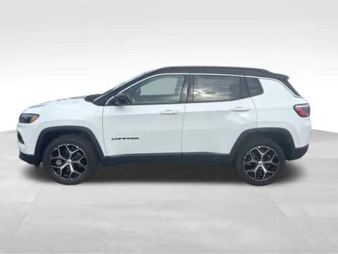 Another view of 2024 Jeep Compass Limited for sale in Norwalk, IA at Gregg Young Chevrolet of Norwalk